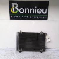 Piece-Condenseur-de-clim-PEUGEOT-307-PHASE-1-1.6i--16V-6831664f412d38d017ae92d124980774d1cb55093e4ef2c1c2090fe39b8c0936_mtn.jpg