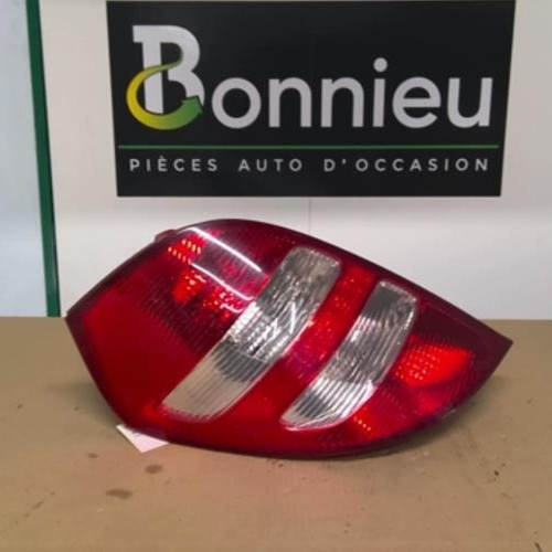 Piece-Feu-arriere-principal-gauche-%28feux%29-MERCEDES-CLASSE-A-169-PHASE-1-180-2.0-CDI--16V-TURBO-a5ab8f9c3a7deada1b366282b06231f43cf44218cef1dae6fd108fb4c47d1f56_mtn.jpg