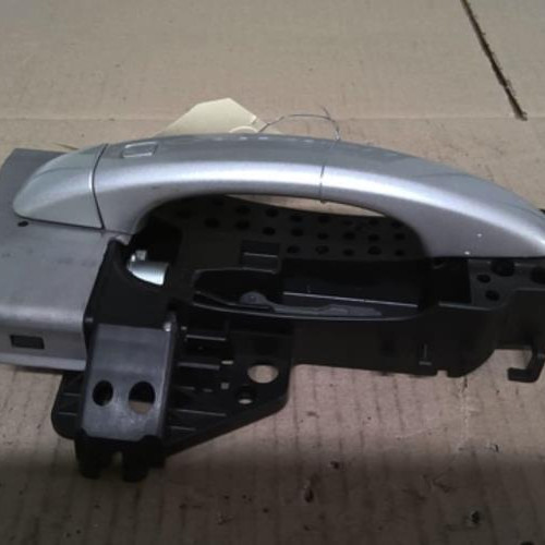 Piece-62026980-Poignee-porte-avant-droit-AUDI-A1-1-PHASE-1-1.4-TFSI--16V-TURBO-71825a6f5c0abba8a4126fa2649ebeda7fdd3b08944f680c622d5f959c2bfd4b_mtn.jpg