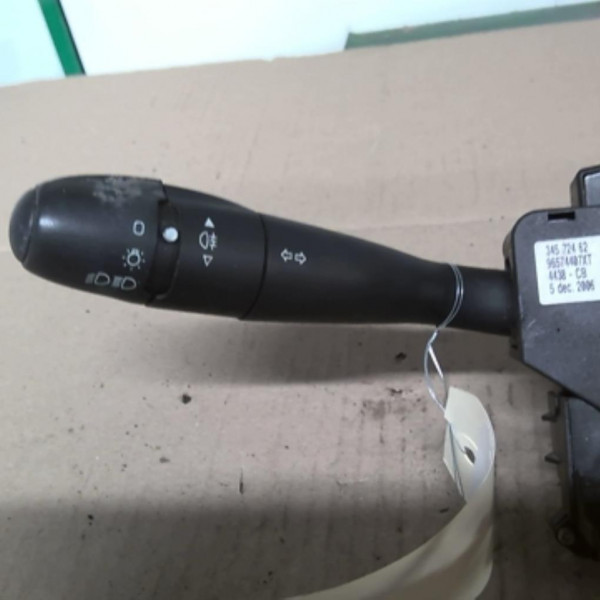 MOTEUR D ESSUIE-GLACE AVANT AUDI A4 B5 94-01 A6 C5 97-04. 4B1955113A MOTEUR D ESSUIE-GLACE AVANT AUDI A4 B5 94-01 A6 C5 97-04. 4B1955113A