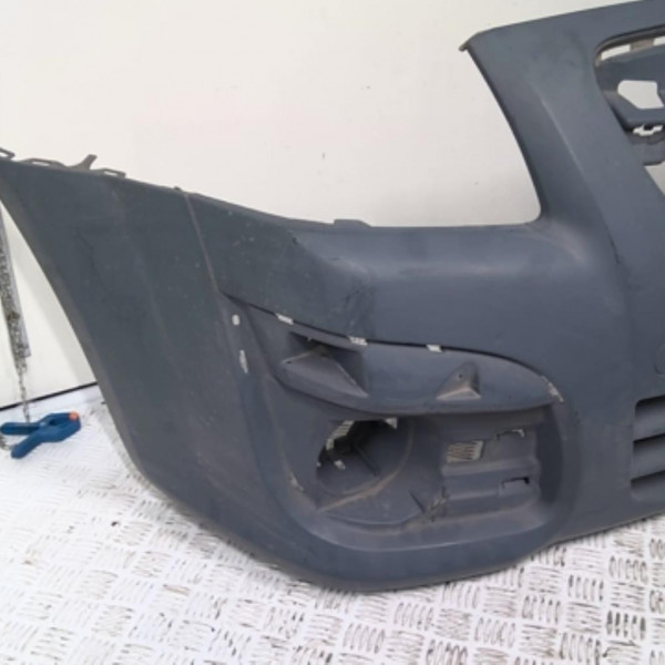 Piece-62231821-Pare-choc-avant-CITROEN-C2-1.6i-16V--110--BV-Sensodrive-e237af64cbde1b4f95aa74a513471e5b85bf32a354582c941e30e9bd3f89ece0.jpg