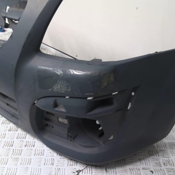 Piece-62231821-Pare-choc-avant-CITROEN-C2-1.6i-16V--110--BV-Sensodrive-1f426aa509c41cb2170ac691cae8b863b1c2847035c7f8aad12fa2581ba5e9b9.jpg