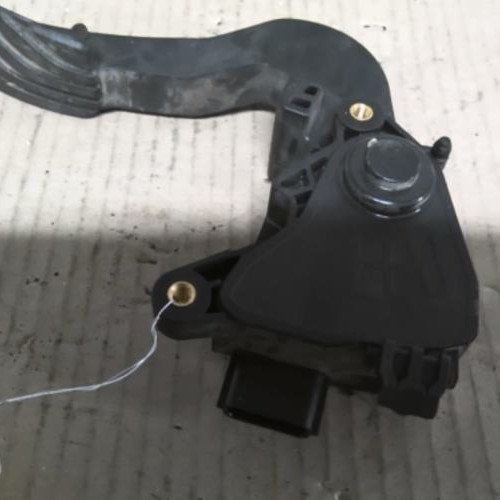 Piece-62280504-Potentiometre-de-pedale-de-gaz-daccelerateur-180026830R-RENAULT-MEGANE-4-PHASE-1-1.6-BLUE-DCI--16V-TURBO-3e0cfa8e30d21ee342923246eae5a6922c9c12448808a202e44daedf293cb3a8_mtn.jpg