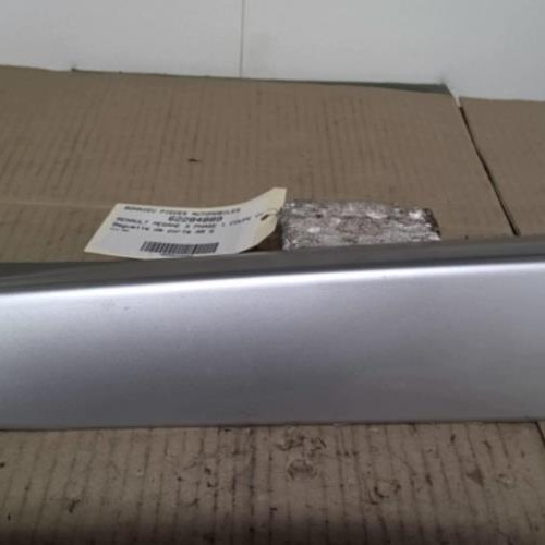 Piece-62284889-Baguette-de-porte-arriere-gauche-RENAULT-MEGANE-3-PHASE-1-COUPE-2.0i--16V-TURBO-RS-696825676c4fa9a59752c65179e847cd2823834e27b03834bf2a56052da17b5b_mtn.jpg