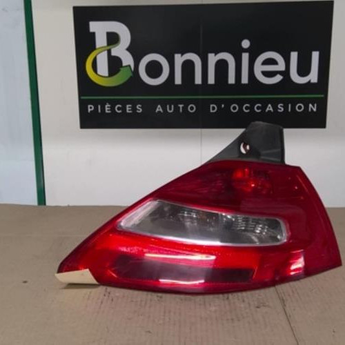 Piece-62474388-Feu-arriere-principal-droit-RENAULT-MEGANE-2-PHASE-2-1.5-DCI--8V-TURBO-32c2bcaaf42e84337f56f53567079695214052e06b7c0eb2acd92165d444b8a9_mtn.jpg