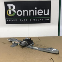 Piece-Moteur-leve-vitre-avant-droit-PEUGEOT-208-1-PHASE-1-4f666bb3e8bd242bc77745b0e381a5fcd5963af9ce8ad5857f88f13bd2de3984_mtn.jpg
