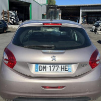 Vehicule-PEUGEOT-208-1-PHASE-1-2014-5dc4f822c666ce482fd24114eb2a03f3587838af7732a328cea60b36f34d4da7_mtn.jpg