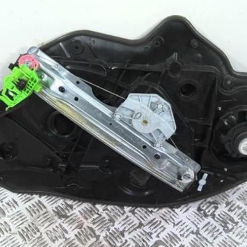 62605086-b6733959-188d-4b43-84fc-d35d2c1e7d5d-Piece-62605086-Moteur-leve-vitre-arriere-droit-71777781-ALFA-ROMEO-GIULIETTA-2-PHASE-1-16-JTD-16V-TURBO-MULTIJET-6c024bd5019dda093f147692d045b5423e9f0a88b418cfa0cccf08351f3b3f71_m.jpg