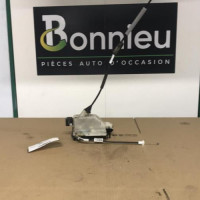 Piece-Fermeture-centralisee-arriere-gauche-PEUGEOT-2008-1-PHASE-1-76c9c9dd21205fa60683dd940942bb6caaabcc7736b04e996dc703f2d5dce40c_mtn.jpg