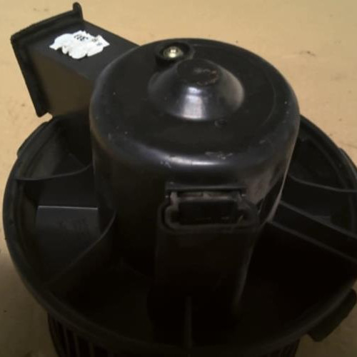 Piece-62634140-Ventilateur-chauffage-PEUGEOT-206-PHASE-2-BREAK-1.4-HDI--8V-TURBO-0407f5be1bdc393c4aae0b238e5264baee2878fb3f51a2b991b20f70afb4a2c4_mtn.jpg