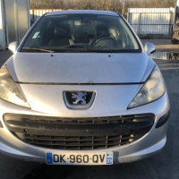 Vehicule-PEUGEOT-207-PHASE-1-2006-910eabbdaaeaa5e5ca2487efcbd898b25cc114eabd4e3a3134bbe8a78d75641f_mtn.jpg