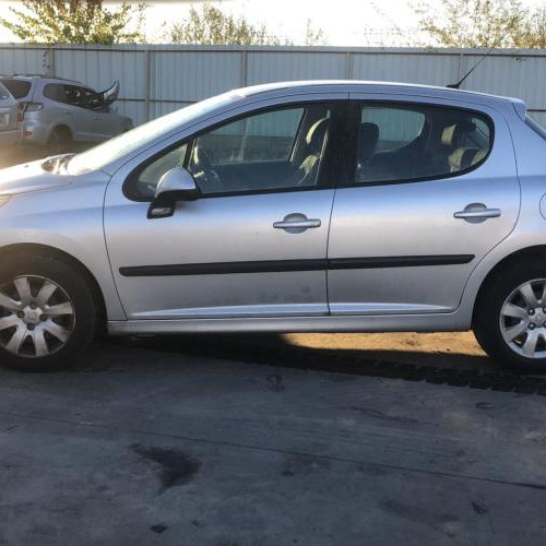 Vehicule-PEUGEOT-207-PHASE-1-2006-296dbc9db7c59336c742196d918b259c94cf3c29694c7003a870d8c4aa61c017_mtn.jpg