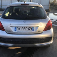 Vehicule-PEUGEOT-207-PHASE-1-2006-e6cace9d81640c2ce8b7e2c7cbb0b9e09f924a6bc3245a1960fb8ef8c47504c1_mtn.jpg