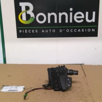 Piece-62730925-Commodo-dessuie-glaces-RENAULT-SCENIC-2-PHASE-1-1.5-DCI--8V-TURBO-855903fab02fc79f4c6b02e65bd7e6d8cabcd931844f3855243e1fe8b8a3d119_mtn.jpg