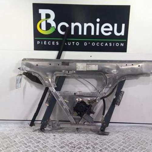 Moteur leve vitre avant droit