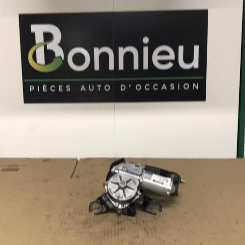 Piece-Moteur-essuie-glace-arriere-PEUGEOT-2008-1-PHASE-2-dd16ca647548c5e0648fc4959c171c306a1e0f837b911e560289ae2f1539f2c6_mtn.jpg