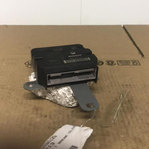 Piece-Boitier-air-bag-985101389R-RENAULT-CLIO-4-PHASE-1-BREAK-da3fb9662018c171314bda6a8bd9ace54a105bdea1e09eabfe197523ce0cd98d_mtn.jpg