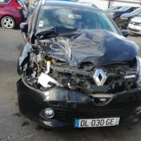 Vehicule-RENAULT-CLIO-IV-1-5-2014-e2ca89722770fd56a0e669219b530a7b0443eb3881b0e0e0ba3a7f4f616a4f09_mtn.jpg