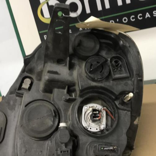 Piece-Optique-avant-principal-droit-%28feux%29%28phare%29-RENAULT-GRAND-MODUS-PHASE-2-92b9a254d1a19ba8095f6b53524f573f3a7d35153d5f4ff84af7382a694204fd_mtn.jpg