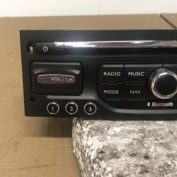 Piece-Autoradio-dorigine-98067084XT-PEUGEOT-3008-1-PHASE-1-6d497d3d3c61668bce139a219c2ce26fd1b1f76c4e8a9545265300a0ab95d732.jpg