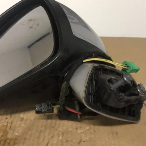 Piece-Retroviseur-gauche-CITROEN-C4-1-PHASE-1-e6dba1e4979927f97aaf50153ac70f44c5ff11422a32d050f3f256d8bc8d7251_mtn.jpg