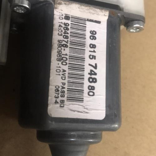 Piece-Moteur-leve-vitre-avant-droit-CITROEN-C4-1-PHASE-1-63ec033c6411d39e7d6cf666f94e3d0f630b3e00aa12c7c65fd268668f6ac453_mtn.jpg