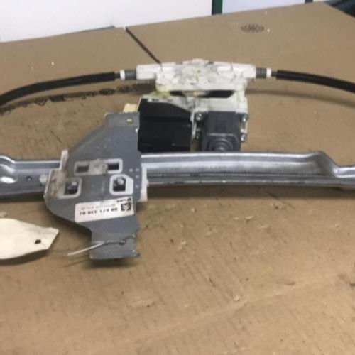 Piece-Moteur-leve-vitre-avant-gauche-CITROEN-C4-1-PHASE-1-14c2e882370a28b506f996ae30e1be984b0654cecf90c1e70880ed4492bc0907_mtn.jpg