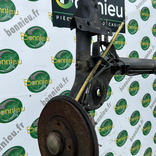 Piece-Essieu-arriere-RENAULT-CLIO-2-PHASE-2-5cc1ee132baa45234bfd4aa4d57b2129cd10f8b6861c0aecdfc6eec7bd5a8acf_mtn.jpg