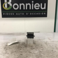 Piece-Resistance-chauffage-RENAULT-CLIO-2-PHASE-2-0a912ffccb335aa2afb97d7985d92da4ff61215b1f9bebbb18d661fbf7f61b80_mtn.jpg