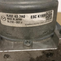Piece-Bloc-ABS-%28freins-anti-blocage%29-MAZDA-CX5-1-PHASE-1-f7e2419b5396922890463f64384cd5352045f20355e37818af61eafc7db75a0b_mtn.jpg