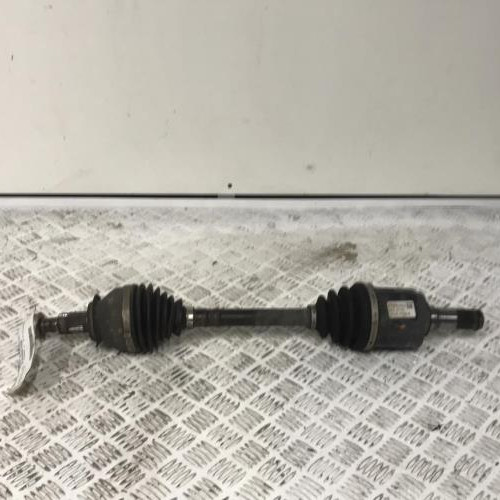 Piece-Cardan-gauche-%28transmission%29-MAZDA-CX5-1-PHASE-1-b5c4d7aba62277acd9b1a35cd9d914a3c74288a43a6467cb3694e6d50d4f14a0_mtn.jpg