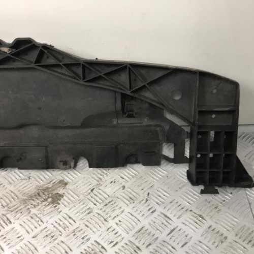 Piece-Traverse-inferieure-PEUGEOT-207-PHASE-1-e4e2eb26cc9cd02399a7706835e107ad308d0f75230c7c759c58fecb2d6cb474_mtn.jpg