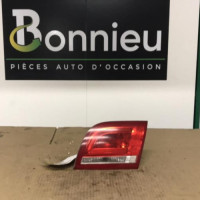 Piece-Feu-arriere-secondaire-droit-%28feux%29-AUDI-A3-2-SPORTBACK-PHASE-2-aabd181d4b1a726777a00fd15472acf898acf1e3f3a41fc86a0855632e75c4b7_mtn.jpg