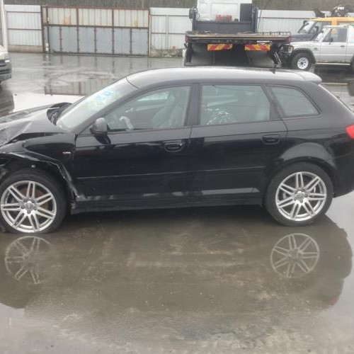 Vehicule-AUDI-A3-2-SPORTBACK-PHASE-2-2009-566e2a3be1253ca05b60b44215be9003f5400eabb82ed26fc27dad3c7213a548_mtn.jpg