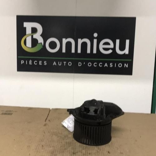 Piece-Ventilateur-chauffage-OPEL-MOVANO-A-PHASE-1-ea94c6217a46d410f5f0f5bb07c0c13d46511f8d4058f712947aec12b8ab2c74_mtn.jpg