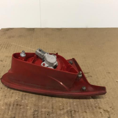 Piece-Feu-arriere-secondaire-droit-%28feux%29-ALFA-ROMEO-147-PHASE-1-72ad49fa21b391e1dcf59f92812e0b0d1c60be030aa9d46cd438faa7efb1e517_mtn.jpg