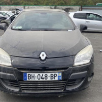 Vehicule-RENAULT-MEGANE-3-PHASE-1-CABRIOLET-2011-bd168ec209b865309d180d494166edb558ef78310cc2b80881074ee685ed89dd_mtn.jpg