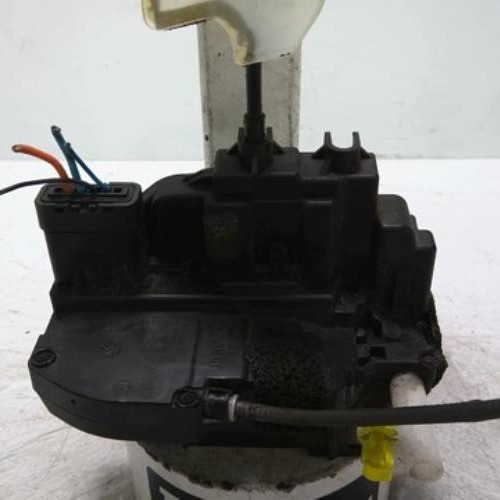 64970245-8605b14c-cbb3-4b5c-b168-50cba888ee1f-Piece-64970245-Fermeture-centralisee-avant-gauche-80501-EY10D-NISSAN-QASHQAI-1-PHASE-1-15-DCI-8V-TURBO-46ddf101bad03beb1b9f5e88d378f1c4b8cd8f06b4c8ae93345f4c94a87f31b6_m.jpg