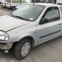 Vehicule-RENAULT-CLIO-2-PHASE-1-1998-be2c350e42d3e1103b1da728770bec945c05c84cd18bd280b2f96259880cd5e8_mtn.jpg