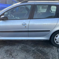 Vehicule-PEUGEOT-206-PHASE-1-BREAK-2003-31ac7547068f59bbdf0c653b9ee891975677f8eceff0fcae5e79865ff0ad7754_mtn.jpg