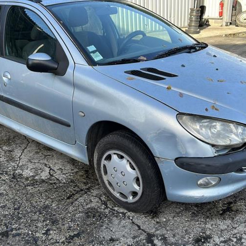 Vehicule-PEUGEOT-206-PHASE-1-BREAK-2003-5f9023e12d5aec33a193df63597f6d26f2ab03f18e7acd5d46605a9f99bdbf95_mtn.jpg