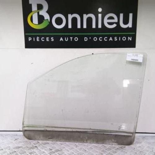 Vitre avant gauche