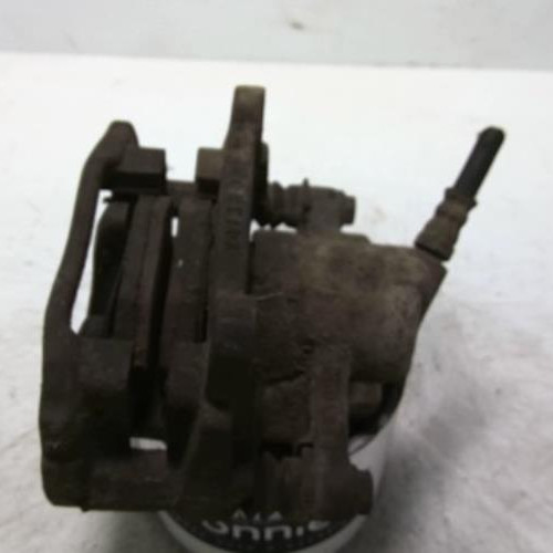 65120984-68be216e-6c7f-4ad2-9db3-904148d180dd-Piece-65120984-Etrier-arriere-droit-MERCEDES-VITO-639-PHASE-2-116-22-CDI-16V-TURBO-4e5cb527b2f86c99e276a4582bf08f8fde82676e2aa90a64fb473e473f5a9ce3_m.jpg