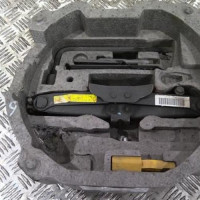 65154201-f5a19f5f-6c6f-4872-b2f0-306420b8c621-Piece-65154201-Cric-9681838180-CITROEN-C6-27-HDI-24V-V6-BI-TURBO-6bf9970d4e42360c672fb71e4e90a514352b02346937ea8618e762c1e5d6dd5a_m.jpg