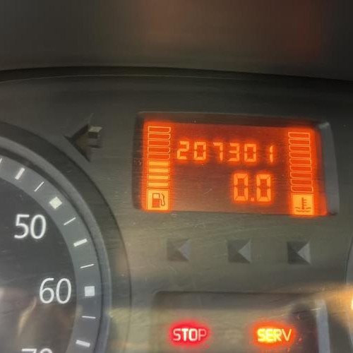 Vehicule-RENAULT-CLIO-2-PHASE-2-2004-02a371efa09c76c4cf52101147a02afb1000e0eb52f4ce018dcee3e15ba7ffe5_mtn.jpg
