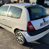 Vehicule-RENAULT-CLIO-2-PHASE-2-2004-c4e7cdee54a100ece25ec14d22fdd28228048d3f5334cd927a3276eef17a8f16_mtn.jpg