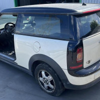 Vehicule-MINI-MINI-2-R55-CLUBMAN-PHASE-1-BREAK-2008-914e5319d2a61477ae7a358801393c1764c6bb5b5d9453412e8e7c0a80482d27_mtn.jpg