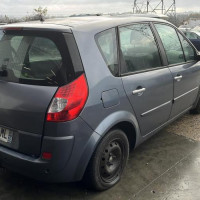 Vehicule-RENAULT-SCENIC-2-PHASE-2-2008-fe2ecd1cb268d421a1473d034e97a030835b719ce4f70e9b8290938a9d11f8d2_mtn.jpg