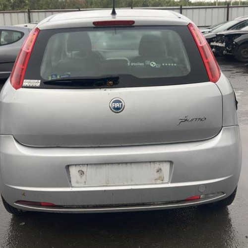 Vehicule-FIAT-PUNTO-II-PHASE-2-2006-637443e49ac21ba34e64a853126f99f13b3f3d5bc9162ab1bd13a949ec244adf_mtn.jpg