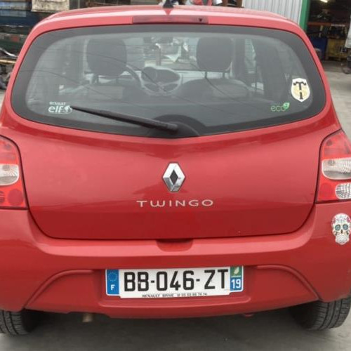 Vehicule-RENAULT-TWINGO-2-PHASE-1-2010-d52078ca0dc88d9556b4a009d54d85f37ffb767a40104ee2d78da11046d36c04_mtn.jpg